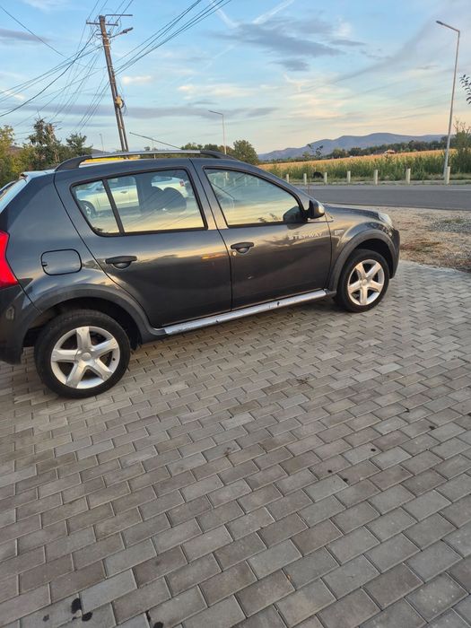 Dacia Sandero 2011