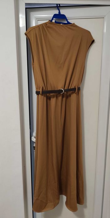 Дамска рокля без ръкави