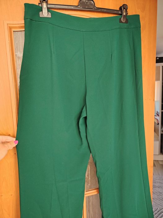 Pantaloni Zara mărimea XL