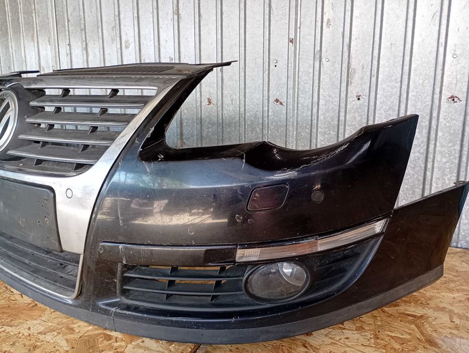 Bara Fata Vw Passat B6  Completa Cu Senzori de Parcare si Proiectoare de Ceata