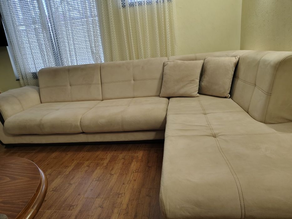 Ъглов диван с функция сън