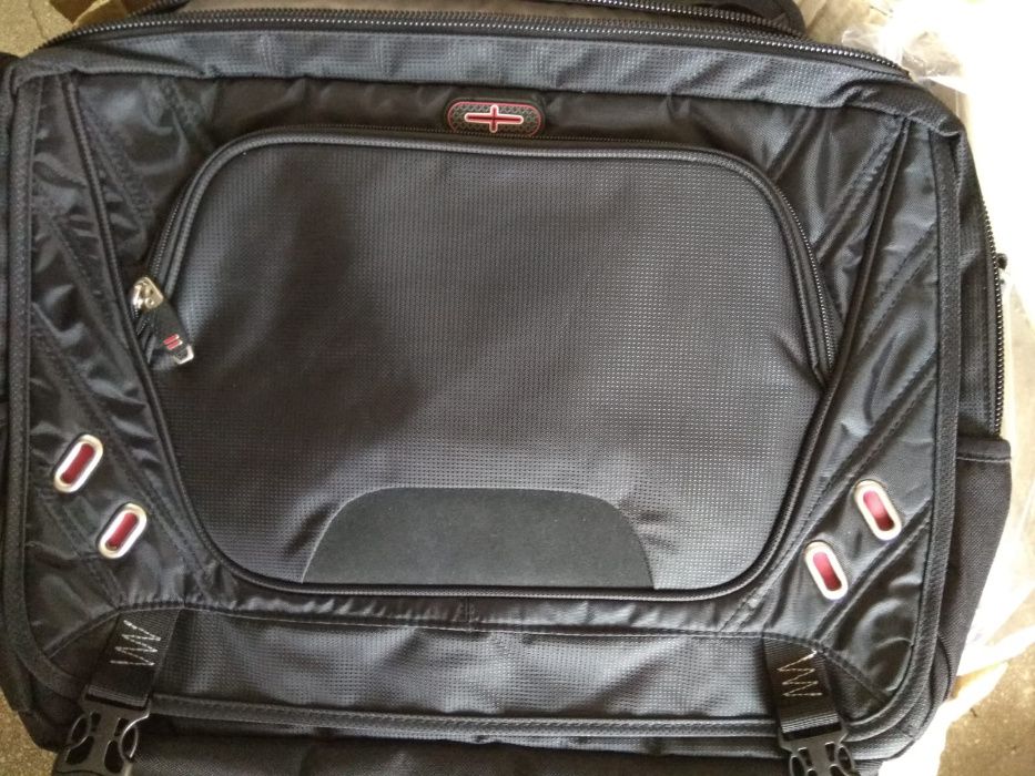 Genta laptop modele noi,import Anglia