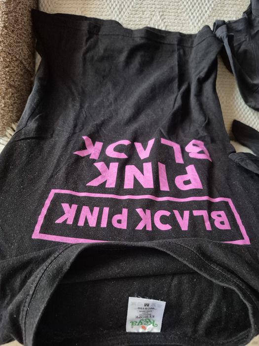 Блузи на Blackpink