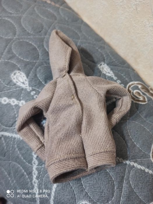 Платья для кукол и толстовки