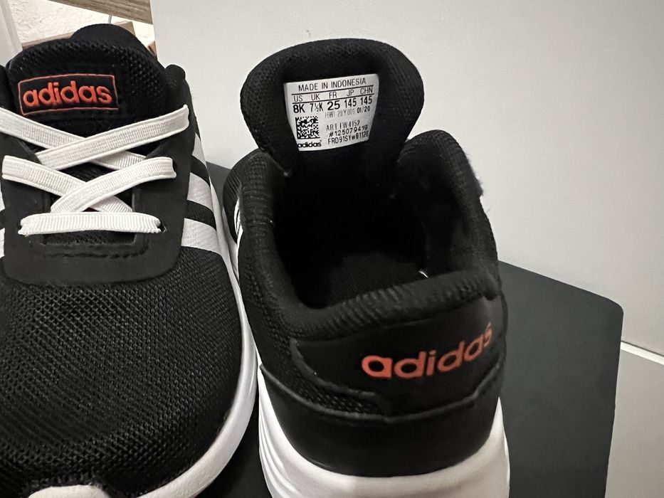 Детски обувки нови