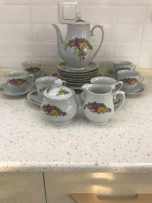 Посуда набор с цветамм