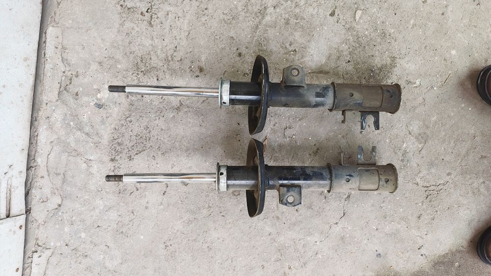 Продам амортизаторы.