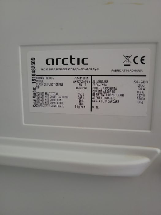 Defect Arctic AK60355NFE combina frigorifica frigider h 201cm, piese
