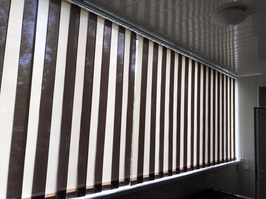 Жалюзи ролл шторы день ночь