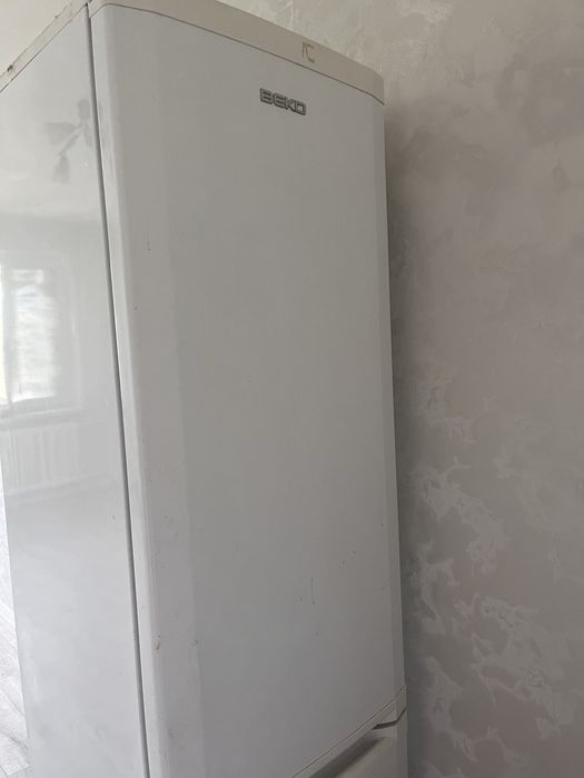 Продается холодильник Beko. В рабочем состоянии