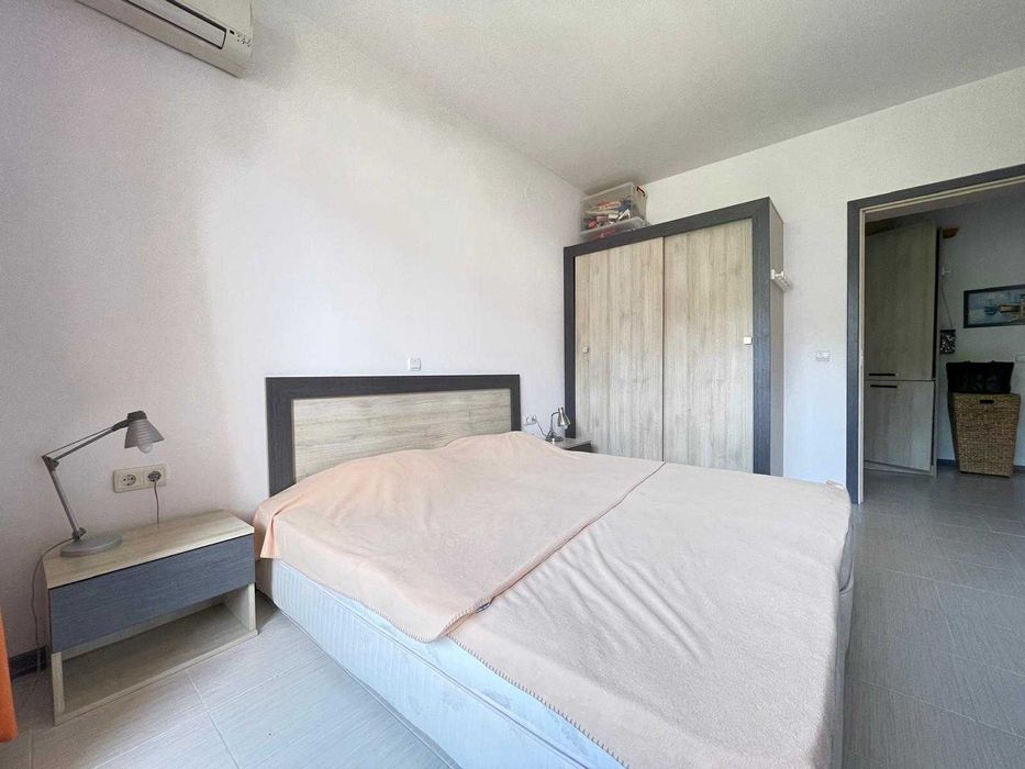 Продава се Тристаен апартамент в Черноморец - 98 кв.м за 880 €/кв.м - Снимка #6