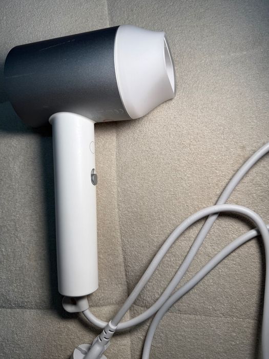 Фен Xiaomi Mijia H500 ,20 m/s 1800 Bt доставка бесплатная .