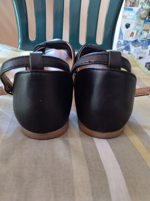 Дамски сандали Clara Barson