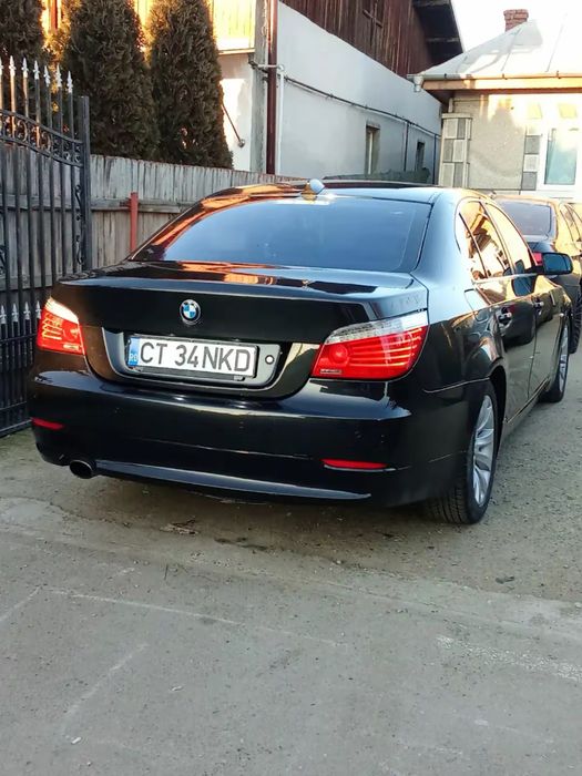 BMW Seria 5 2009 — imagine 3