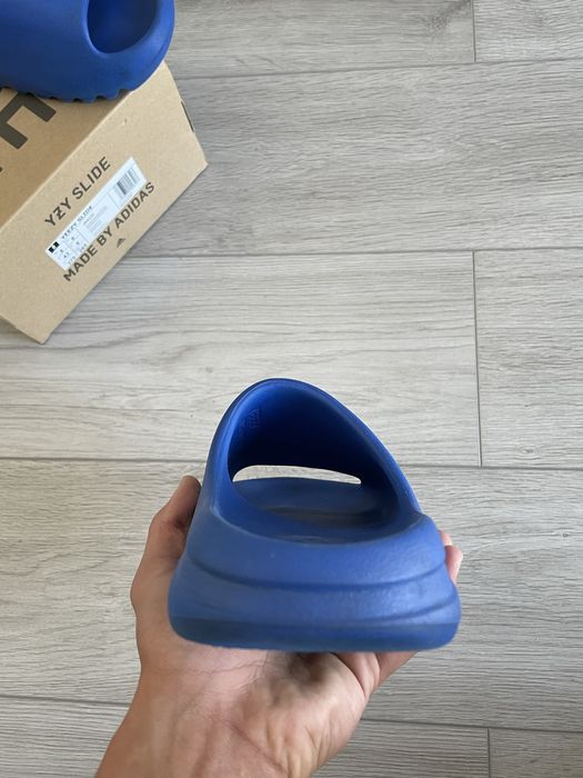 Yeezy Slide Azure