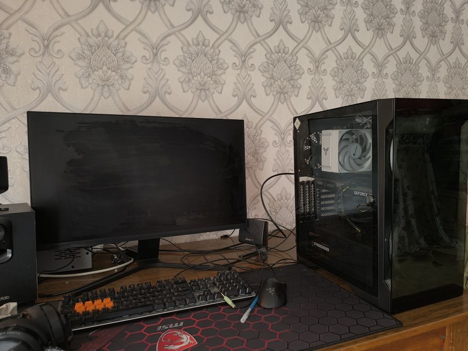 PC компьютер сотилади