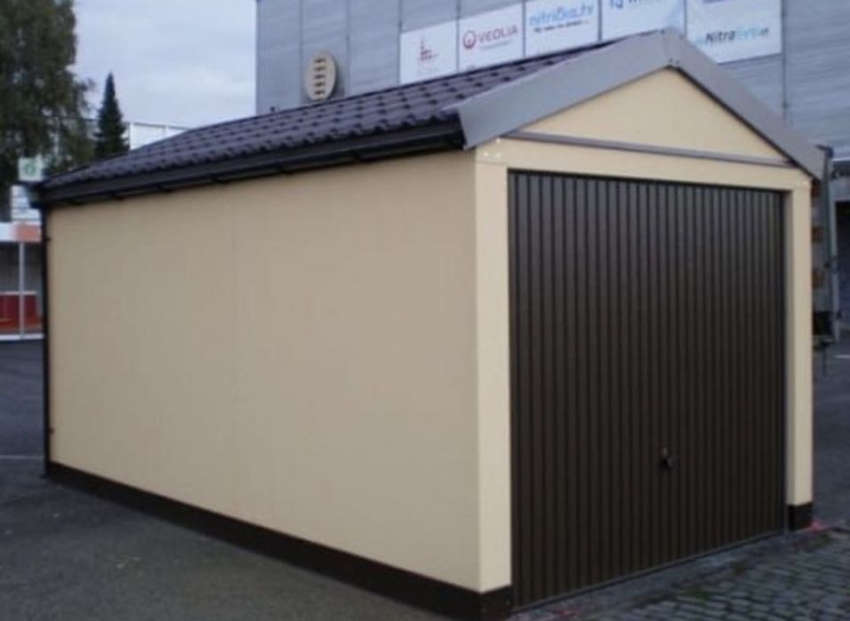 Vând garaj modular