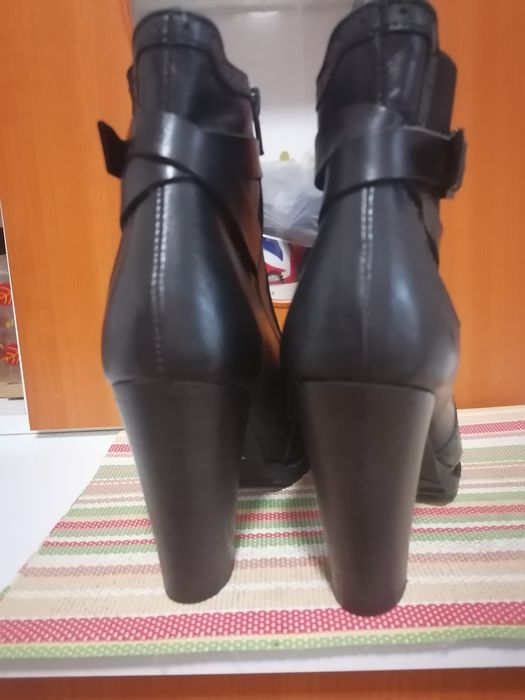 Ghete damă (mărimea 37)