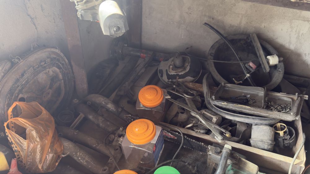 Продам запчасть мерседес 124