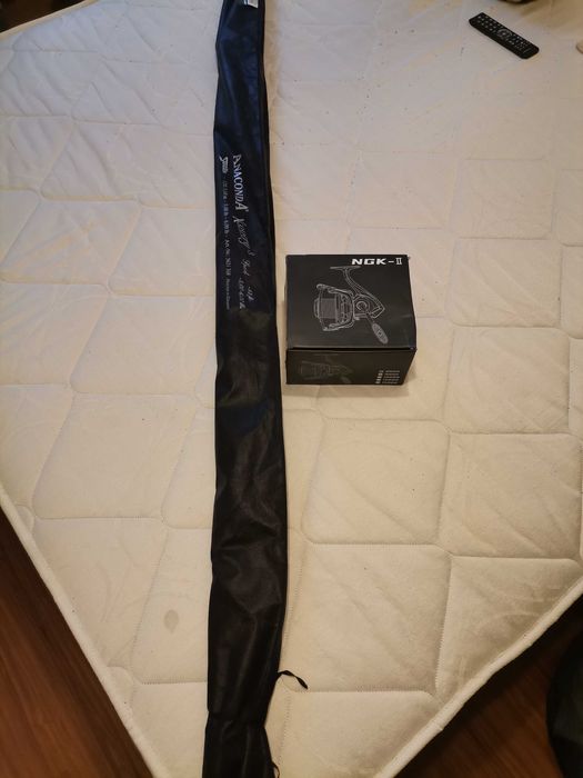 Продавам спод въдица с макара