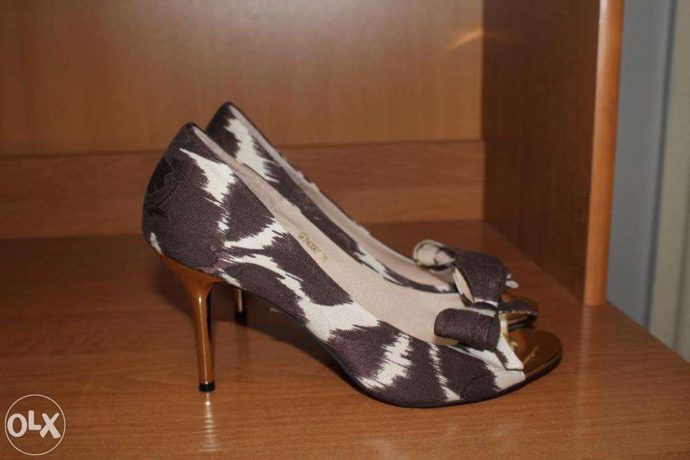 Модельные женские туфли