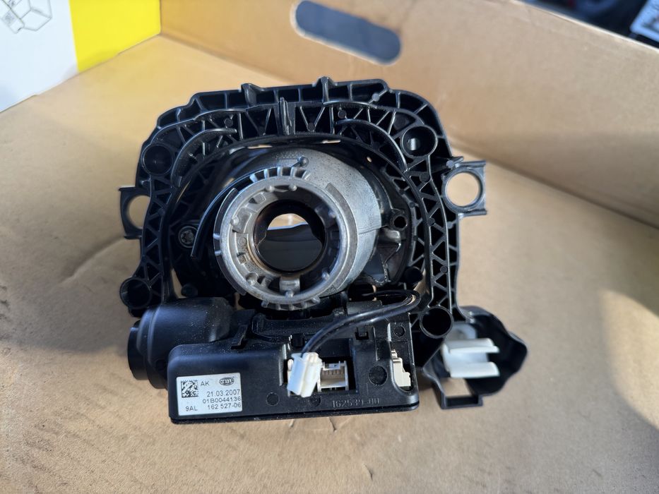 Биксенон проектор Hella – ляв, динамичен фар BMW E60 dynamic