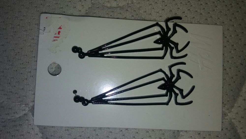 Обеци по 2,50 евро