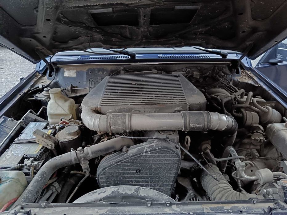 De vânzare Nissan Patrol Y60 SLX – Autoutilitară 2 locuri (Motor: 2.8 Tdi)
