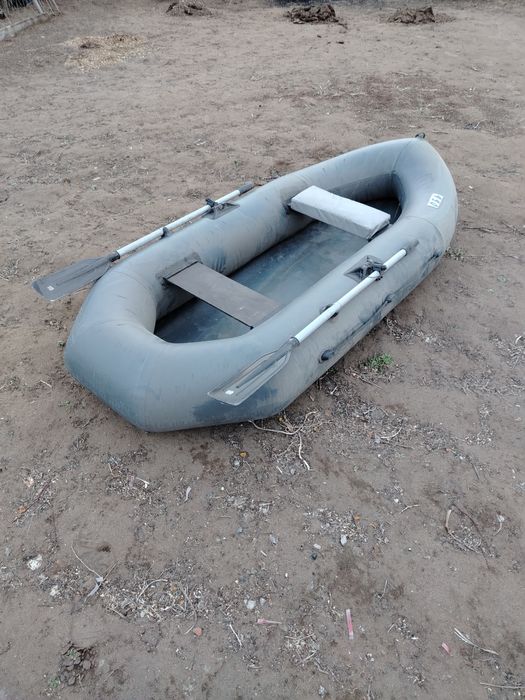 Продам лодку надувную
