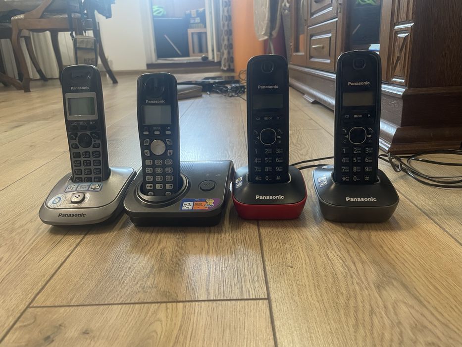 4 телефона panasonic