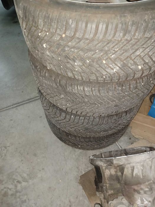 215 45 17 джанти Мерцедес с гуми