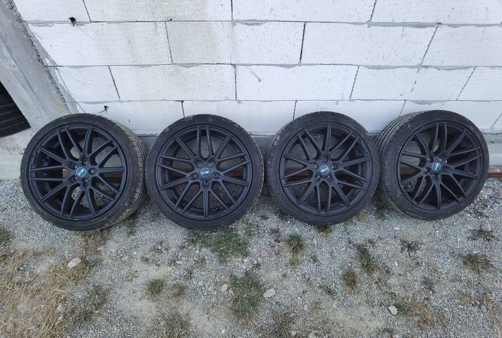 Vând jante 5x100 R18 8J et38 brock