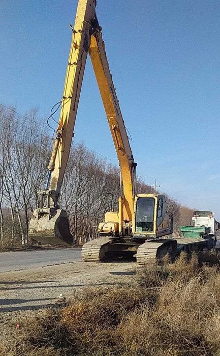 Аренда и различные услуги ЭКСКАВАТОРА
