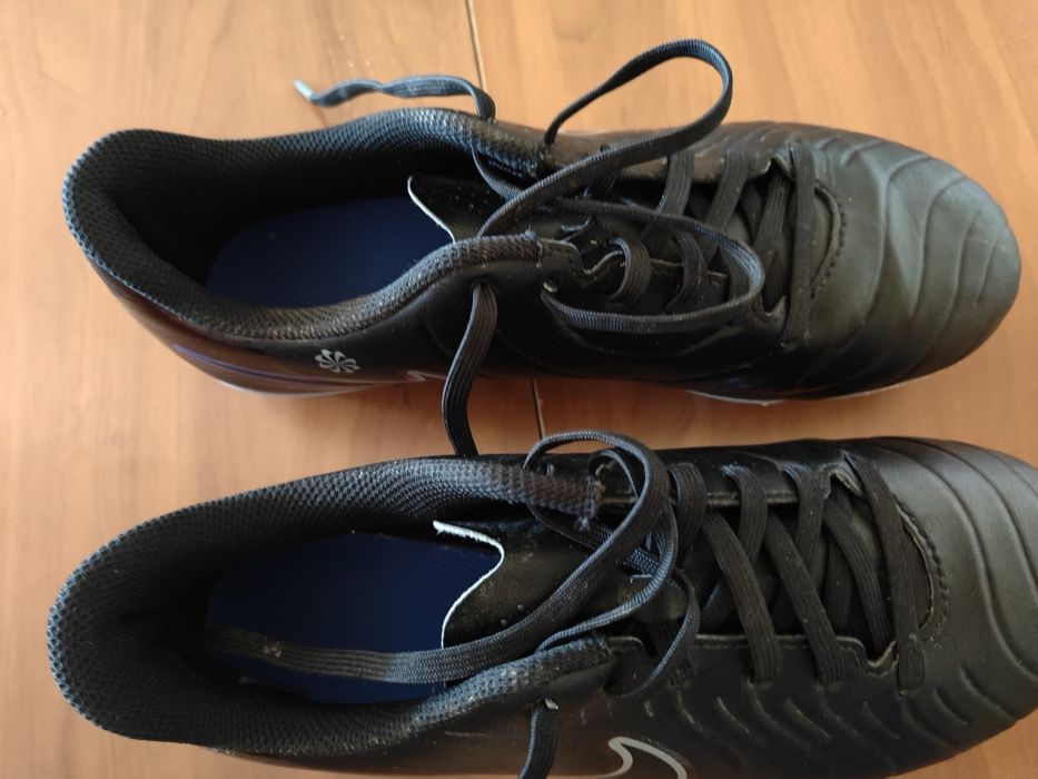 Nike бутонки 38.5
