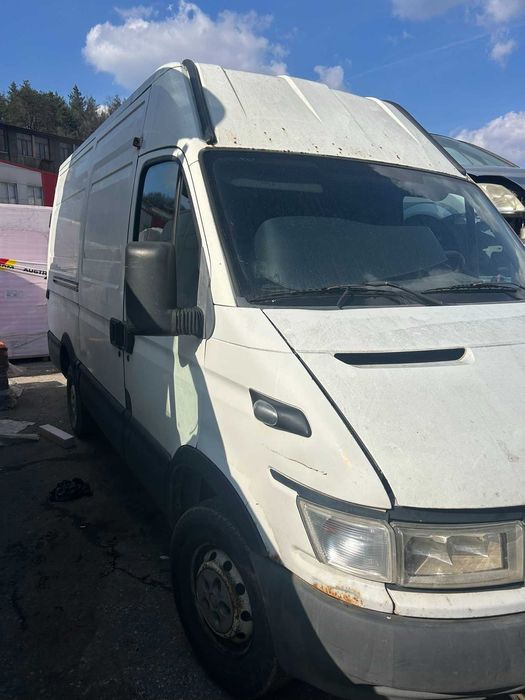 Iveco Daily 2.3HPI 35C12 / Ивеко 2002 година на части