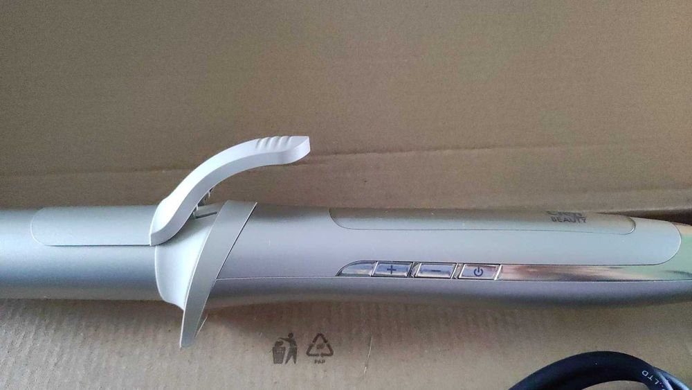 Маша за къдрене с керамично и кератиново покритие