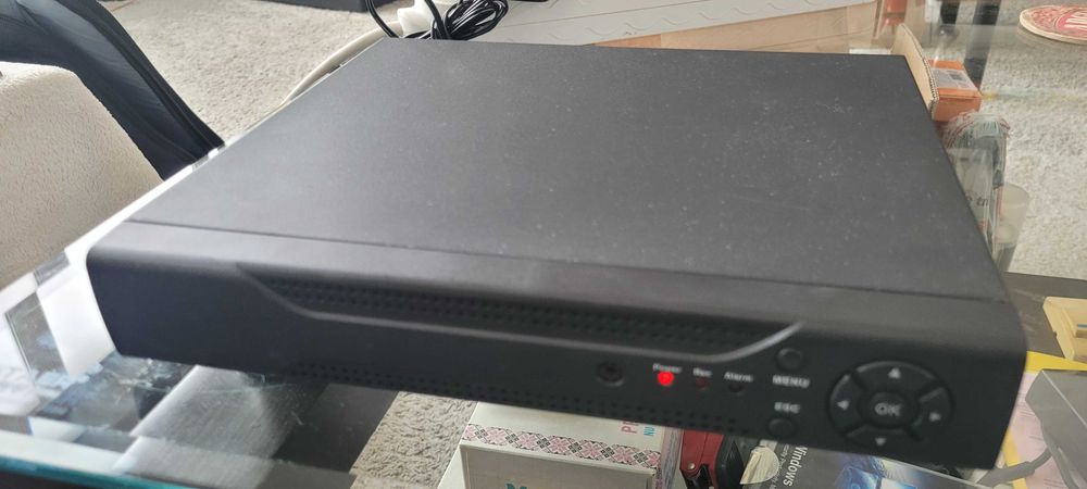 DVR analogic 4 canale H.264 / NetSurveillance Web