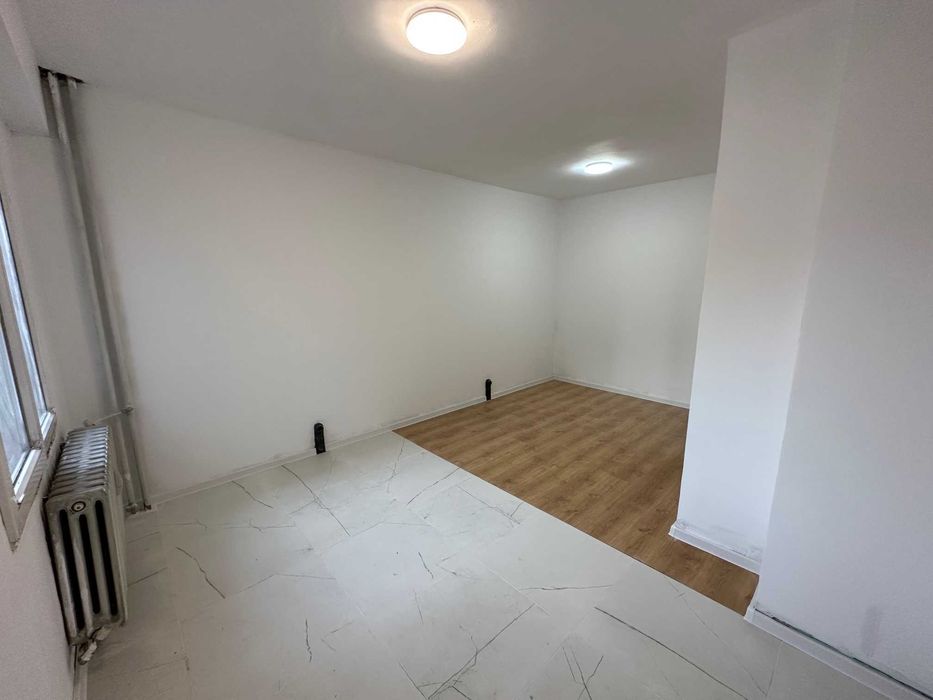 Продава се Тристаен апартамент в Русе, Здравец Север 1 - 80 кв.м за 1150 €/кв.м - Снимка #5