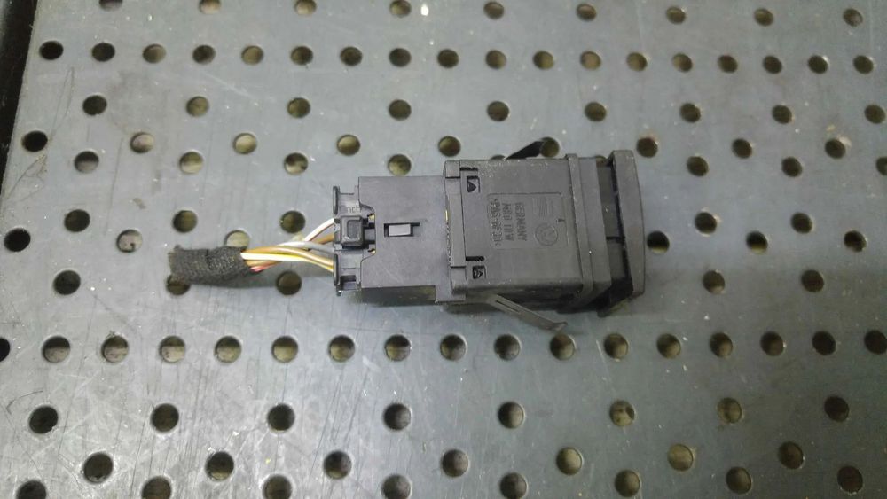 Buton dezaburire luneta vw polo 9n 6q0959621