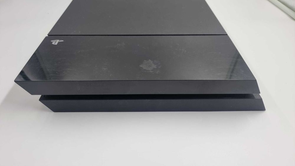 Consola Playstation 4 Standard [Amanet Club Caro]