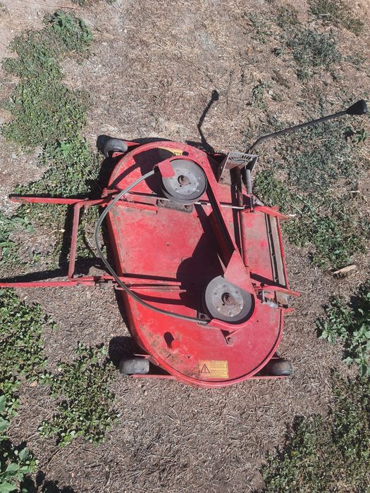 Masa de taiere pentru tractoras gazon