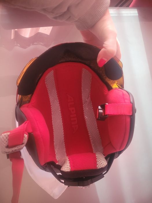 Alpina каска за ски