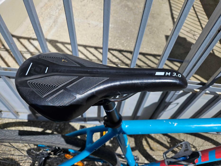 Шосеен/GRAVEL алуминиев велосипед 28 цола KONA-шест месеца гаранция