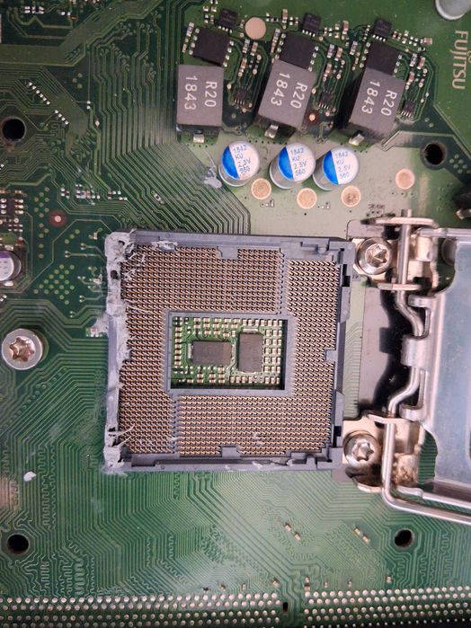 Kit carcasa + placa de baza + sursa