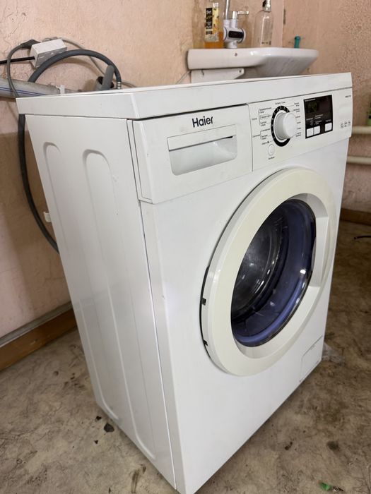 Стииальная машина продам