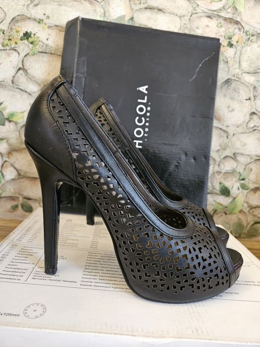 Pantofi de damă, cu toc, din piele naturală