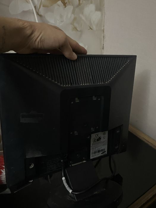 Samsung SyncMaster 740N монитор