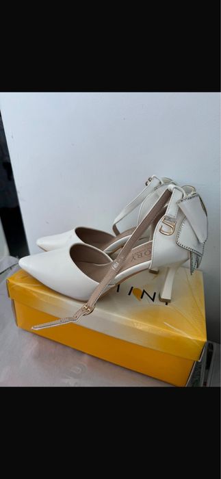 Все по 5000тг, все новые вещи