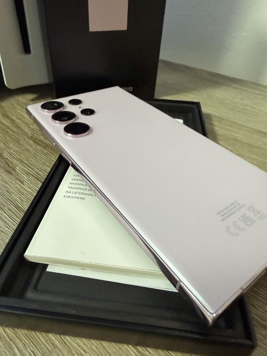 Samsung S23Ultra в отлично състояние