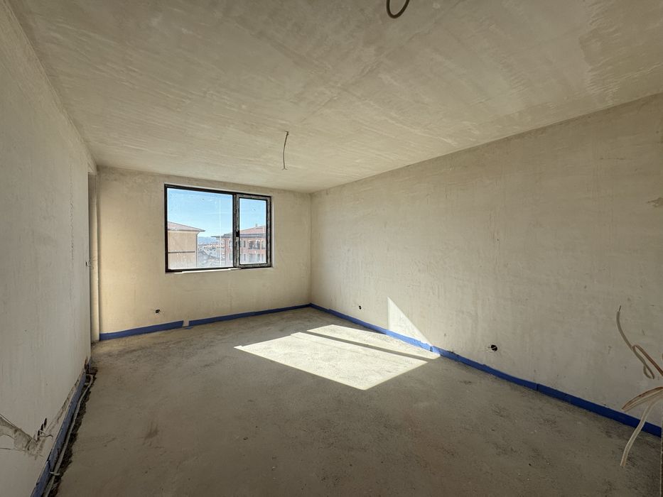 Продава ново съроителство в гр. Казанлук